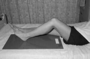 Knee arthroscopy exercises leg rested on a smooth surface
